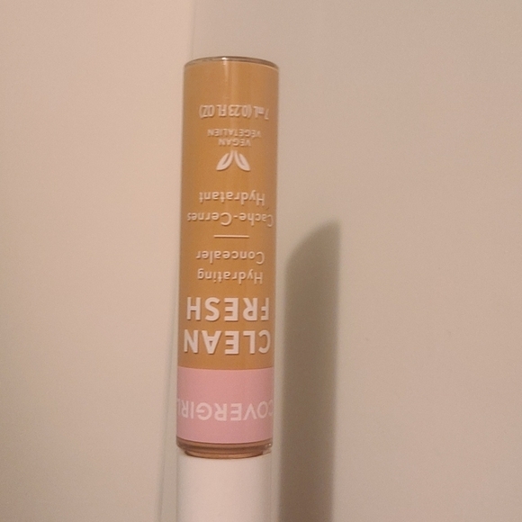 Cover Girl clean fresh hydrating concealer NEW PRICE 2 FOR 5 - Picture 4 of 5